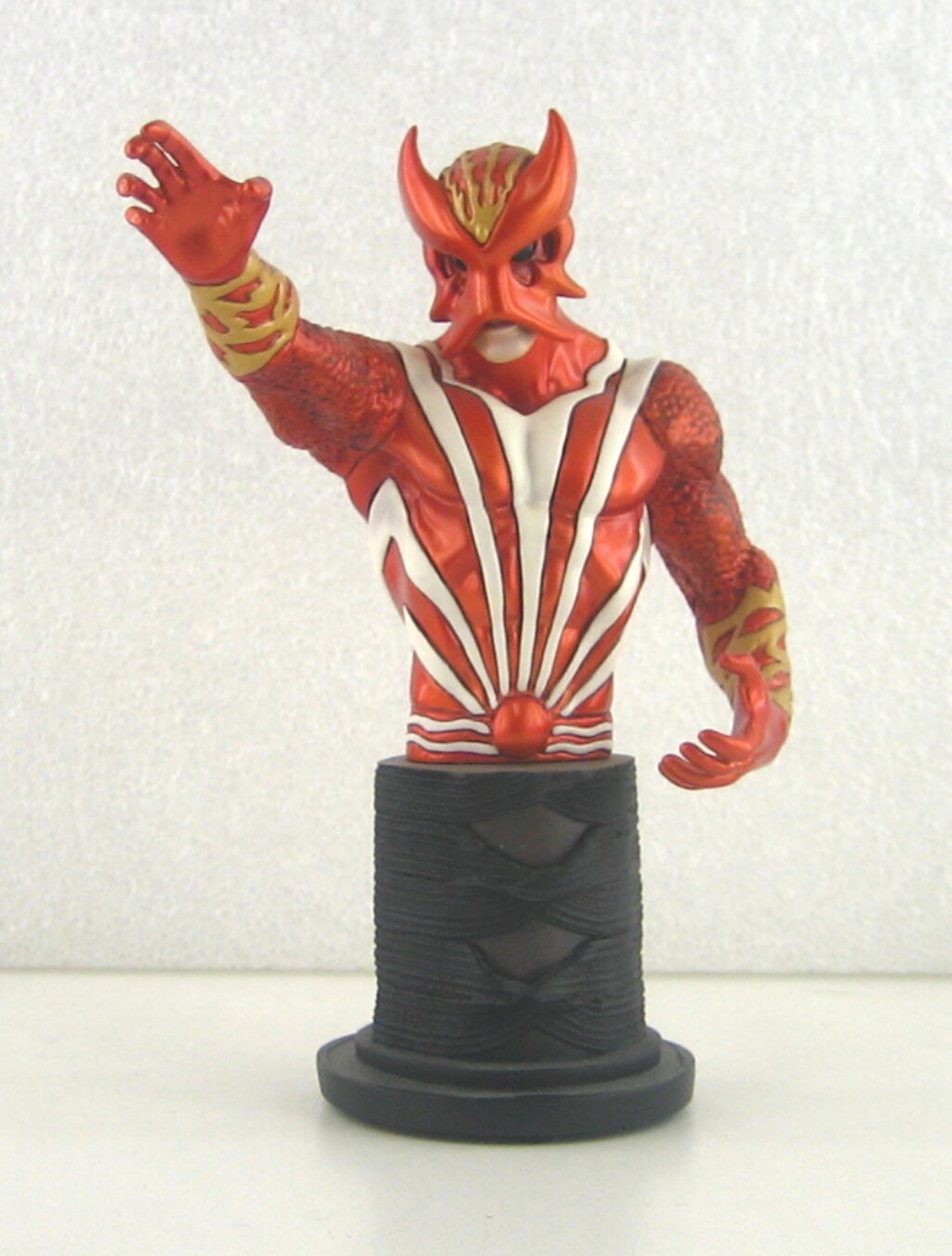 Bowen Designs X-Men Sunfire Mini-Bust in the Box 1