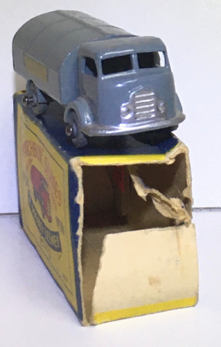 NM Matchbox 38-A Refuse Wagon on Gray Metal Wheels in the Box 3 NM Matchbox 38-A Refuse Wagon on Gray Metal Wheels in the Box 3