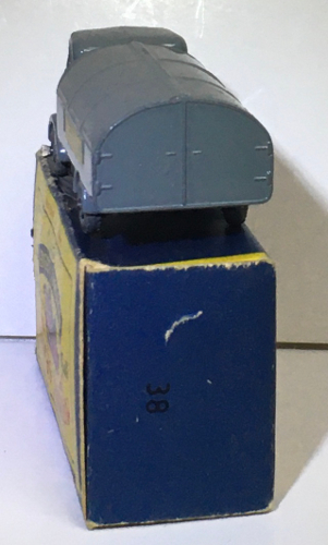 NM Matchbox 38-A Refuse Wagon on Gray Metal Wheels in the Box 4 NM Matchbox 38-A Refuse Wagon on Gray Metal Wheels in the Box 4