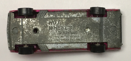 hot-wheels-hot-pink-skyshow-custom-fleetside-6 mattel hot wheels hot pink aero launcher skyshow custom fleetside 6