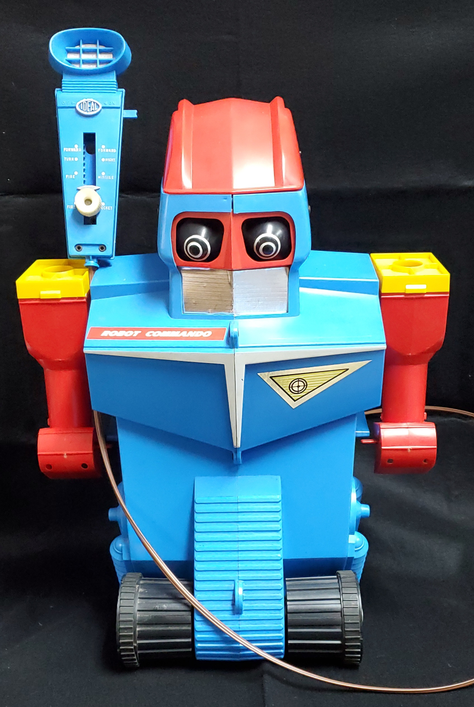 ideal-battery-operated-robot-commando-9 1961 Ideal Robot Commando Battery-Operated Robot in the Box - All-Original Parts 9