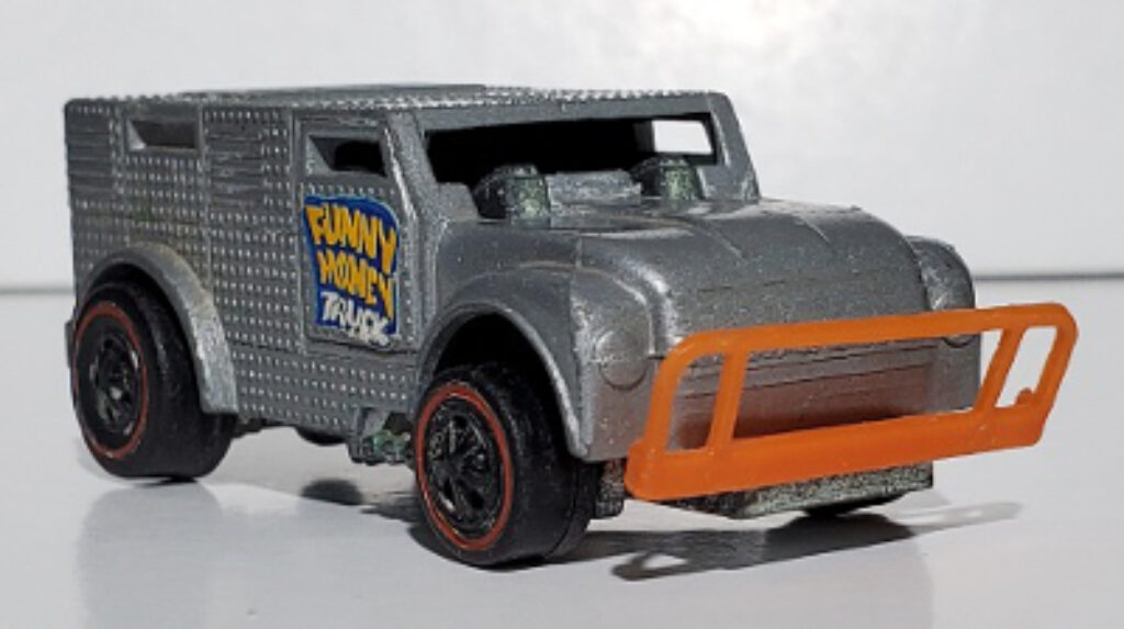 Hot Wheels Vintage Redline Silver Enamel Funny Money 3