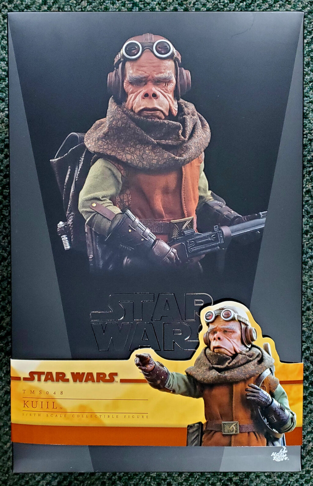 Hot Toys Star Wars The Mandalorian Kuiil 1:6 Scale Figure 1