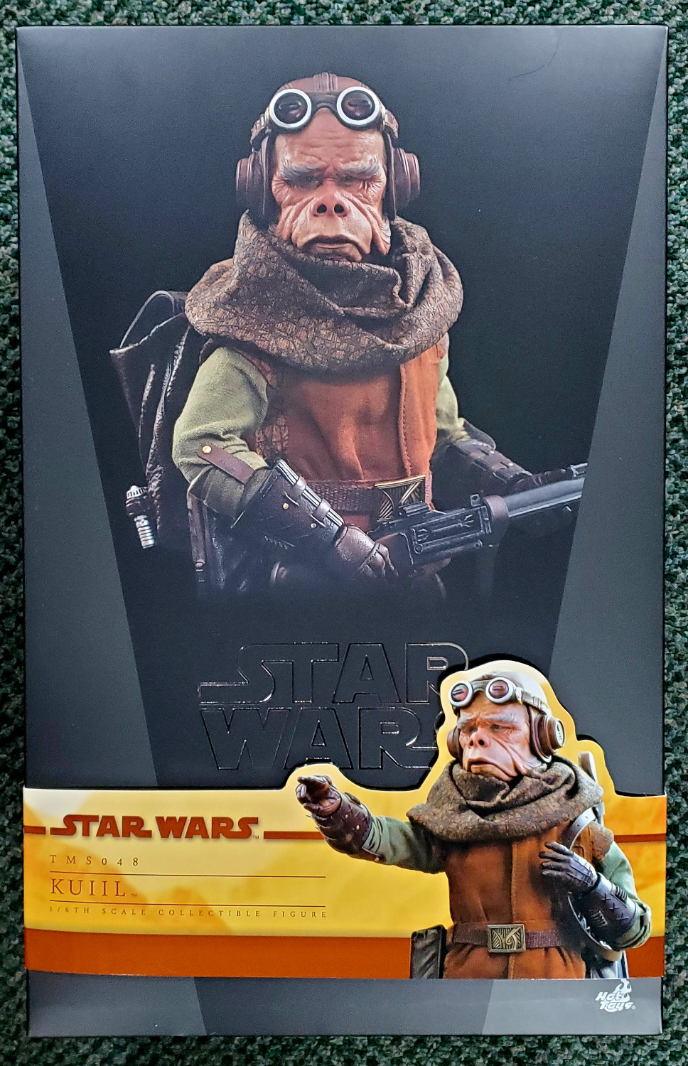 Hot Toys Star Wars The Mandalorian Kuiil 1:6 Scale Figure 1