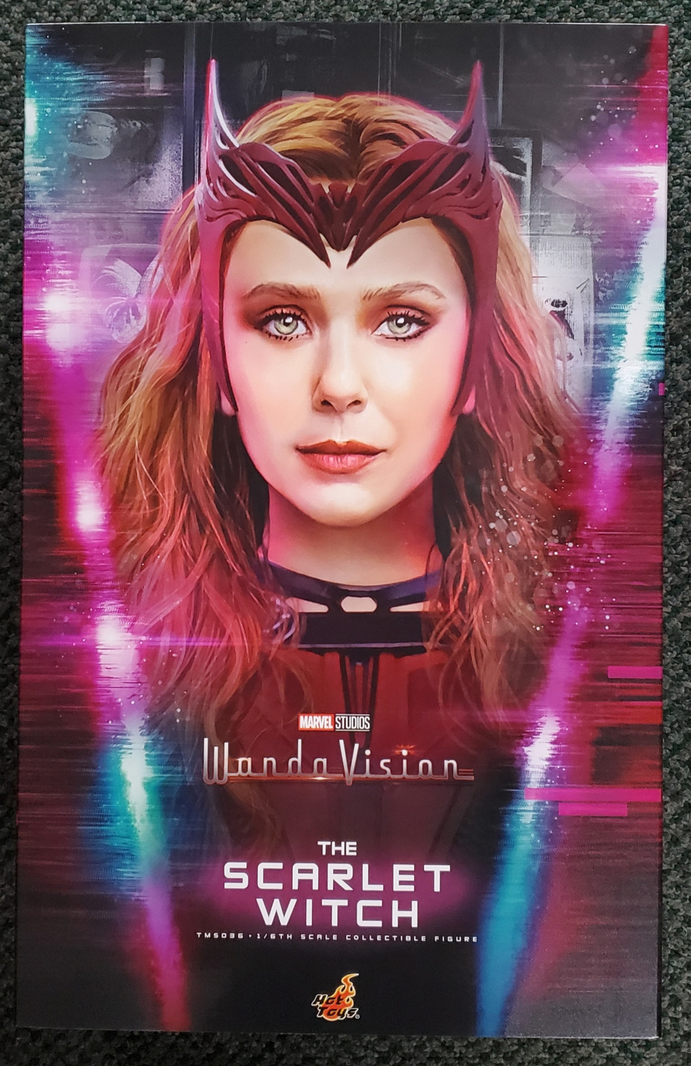 Hot Toys Wandavision Scarlet Witch 1:6 Scale Figure 1