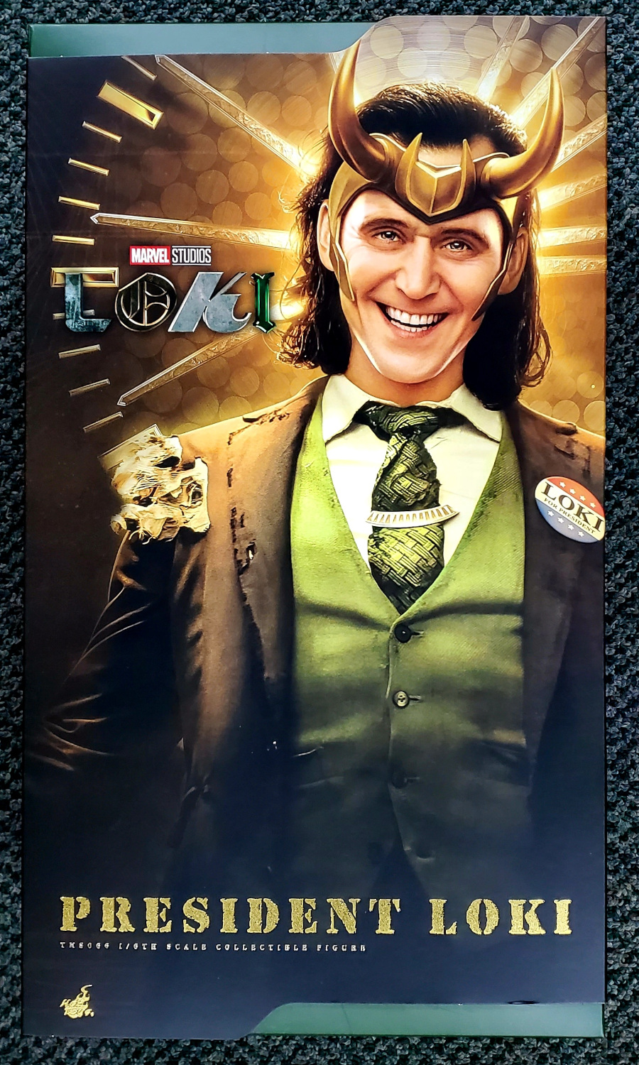 Hot Toys Loki Disney+ President Loki 1:6 Scale Figure 1
