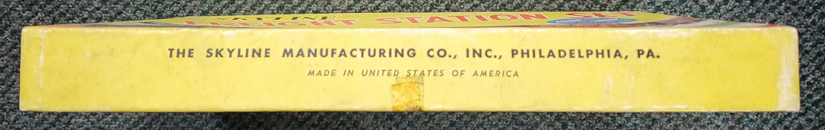 skyline-freight-station-ho-train-fold-away-construction-set-2 1950's Sklyline No. 230 Freight Station HO Train Fold Away Construction Set in Box 2