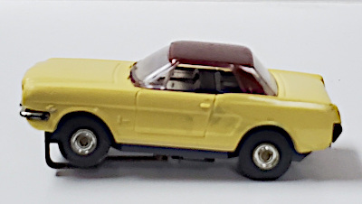 aurora-tjet-500-butter-yellow-ford-mustang-hardtop-ho-slot-car-4 1963 Aurora ThunderJet 500 Butter Yellow Ford Mustang Hardtop HO Slot Car: Track Tested 4