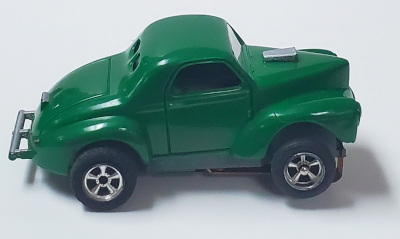 aurora-tjet-500-green-willys-gasser-ho-slot-car-3 1968 Aurora ThunderJet 500 Green '41 Willys Gasser: Track Tested 3