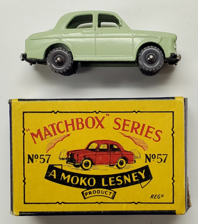 Near Mint 1958 Gray Plastic Wheels Matchbox 57-A Wolsely 1500 Sedan in Original Box 1