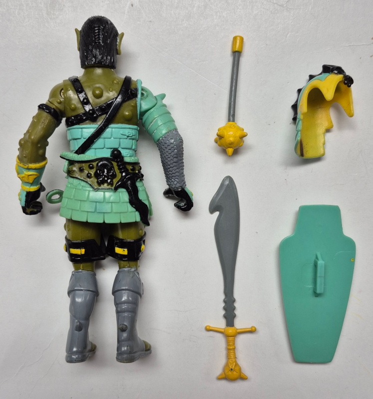 ljn-advanced-dungeons-and-dragons-ogre-king-figure-3 1983 LJN Advanced Dungeons & Dragons Ogre King Figure - Complete 3