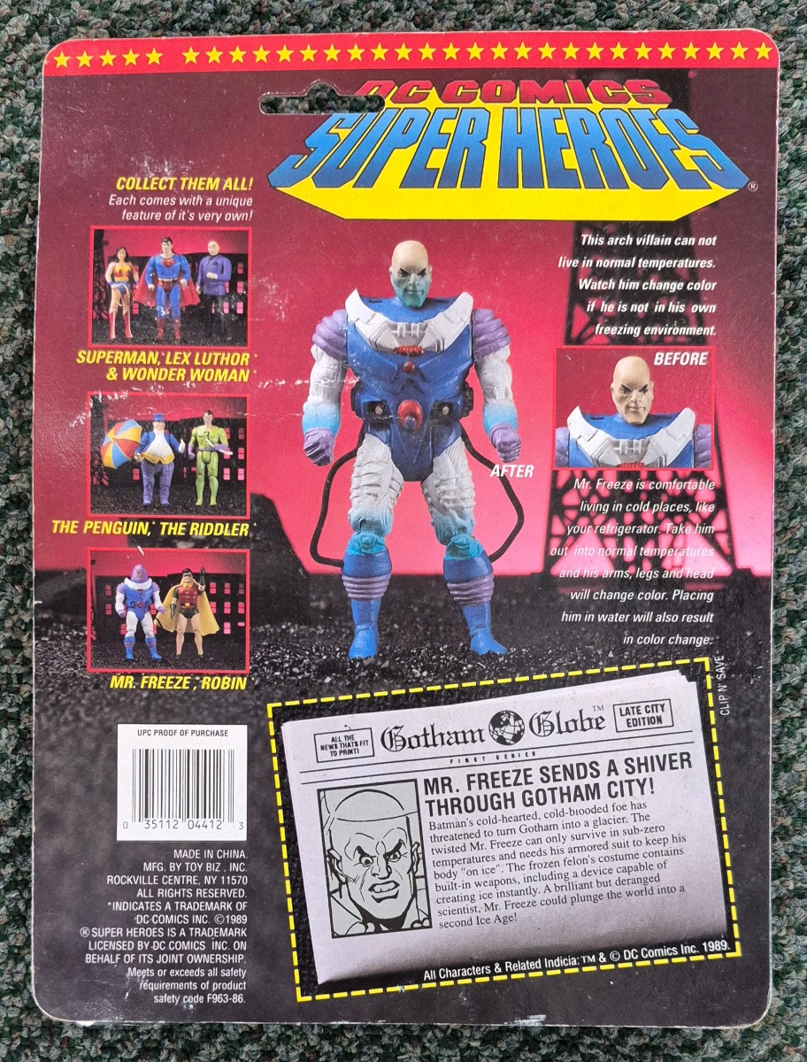 dc-comics-super-heroes-mr-freeze-moc-2 Toy Biz DC Comics Super Heroes Mr. Freeze Action Figure: Mint on Card 2