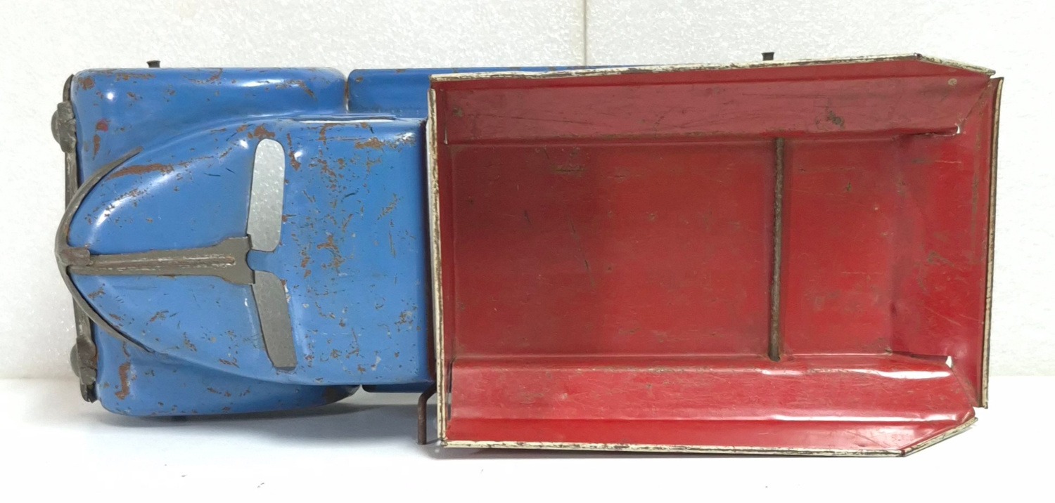 marx-pressed-steel-and-tin-litho-coke-and-coal-dump-truck-6 1940's Marx Pressed Steel and Tin Litho Coke Coal Dump Truck 6