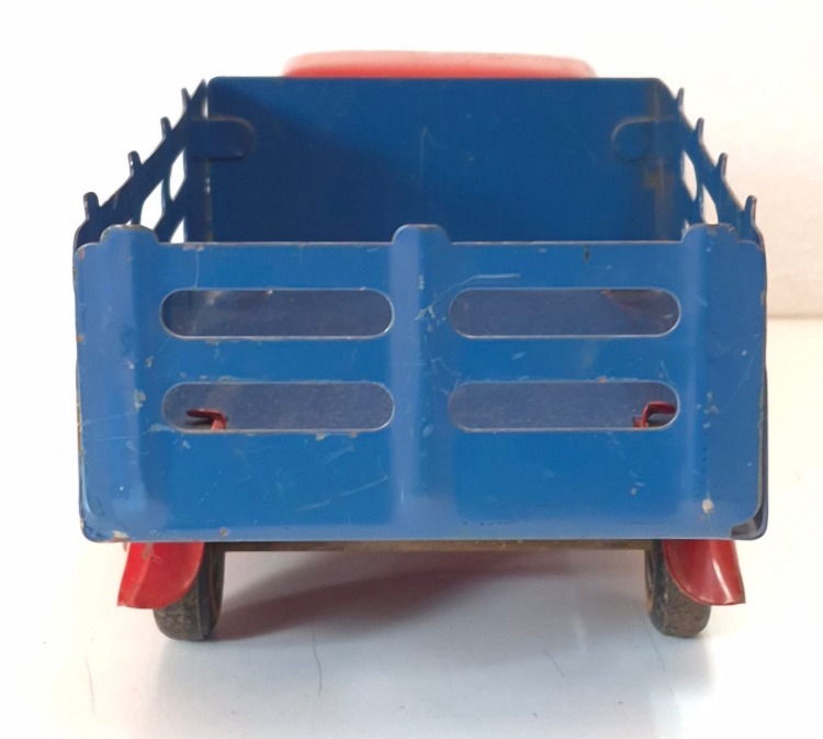 marx-pressed-steel-motor-market-delivery-stake-bed-truck-5 1930's Marx Motor Market Delivery Stake Bed Pressed Steel Truck 5