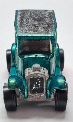 hot-wheels-1969-redline-aqua-classic-31-ford-woody-4 1969 Mattel Red Line Hot Wheels Aqua Classic '31 Ford Woody with Button 4