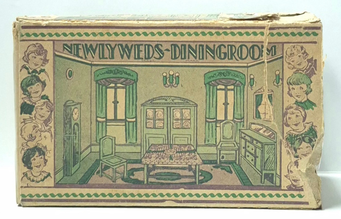marx-tin-litho-home-town-series-newlyweds-dining-room-play-scene-diorama-11 1930's Marx Tin Litho Home Town Series Newlyweds Dining Room Play Scene Diorama with Box 11