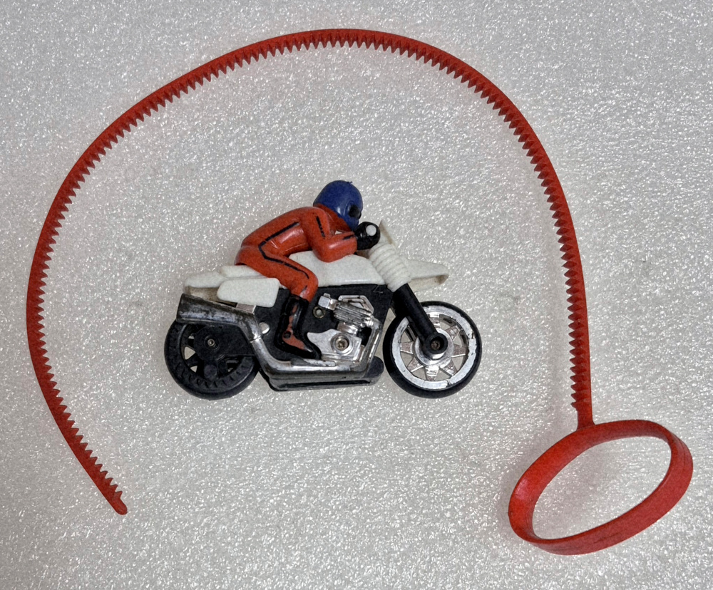 schaper-stomper-ssc-super-cycle-daredevil-loop-set-11 1981 Schaper Stomper SSC Super Cycle Daredevil Loop Set Complete in the Box 11