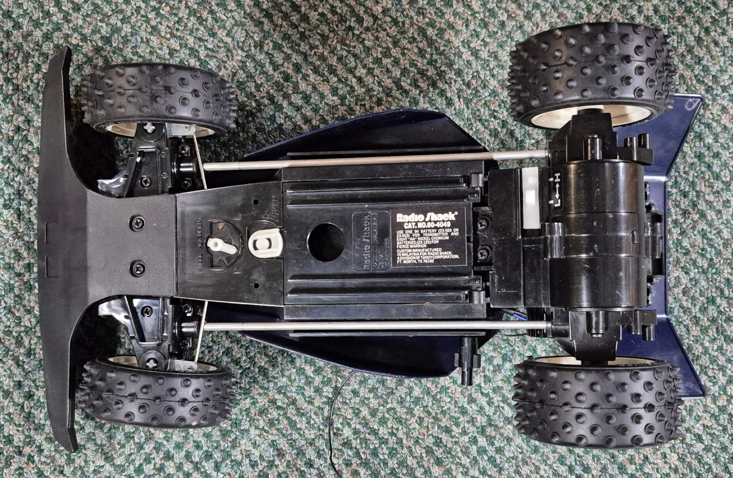 1994-radio-shack-fierce-warrior-radio-controlled-4-wheel-drive-vehicle-9 1994 Radio Shack R/C Fierce Warrior Radio-Controlled 4-Wheel Drive Vehicle in the Box 9