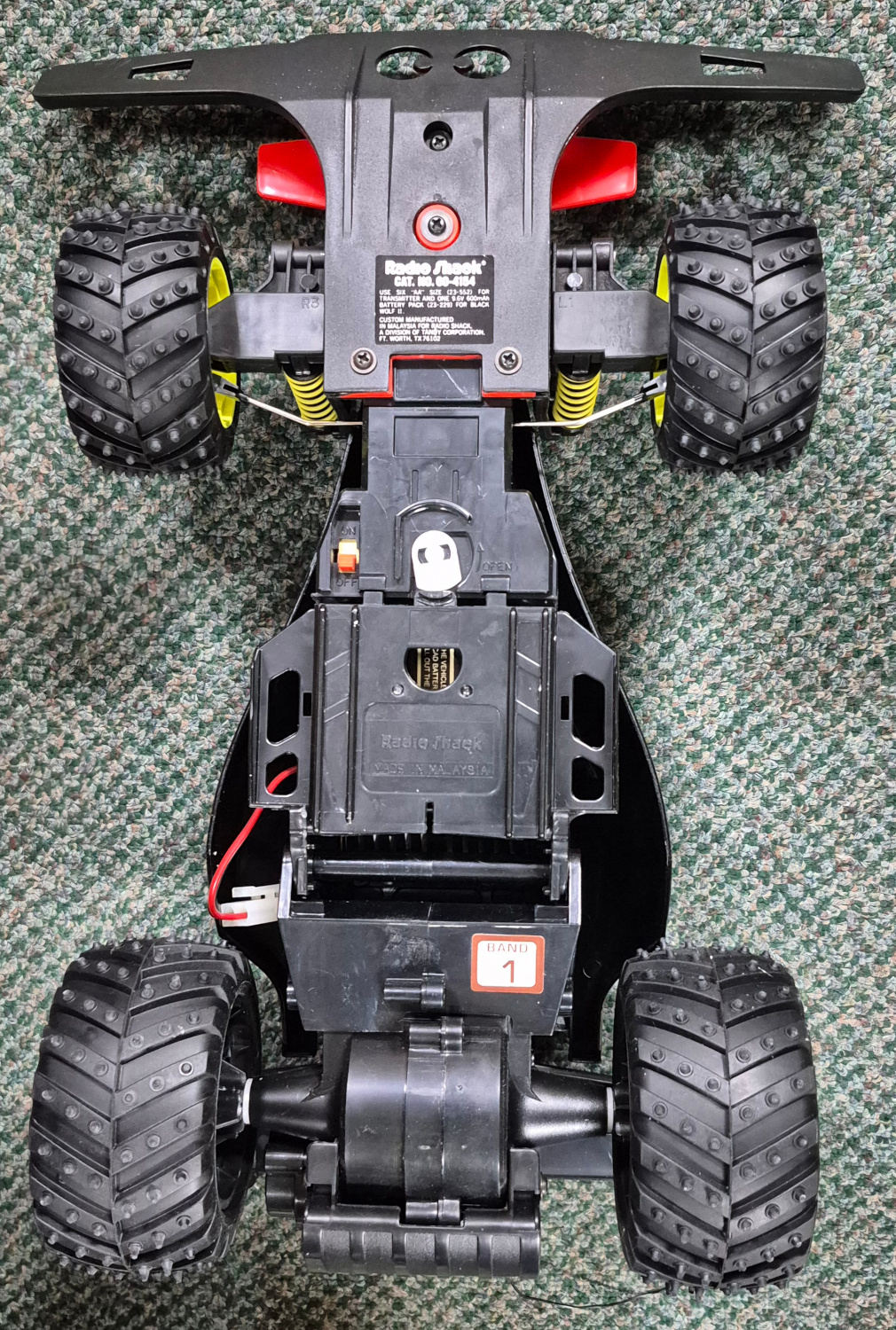 1995-radio-shack-black-wolf-ii-radio-controlled-vehicle-9 MIB 1995 Radio Shack R/C Black Wolf II Radio-Controlled Vehicle in the Box - Tested and works 9