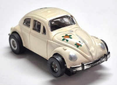 1960's Aurora Thunderjet 500 #1404 Volkswagen Beetle HO Slot Car on Chassis: Track Tested 1