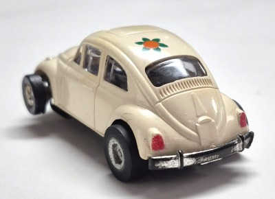 aurora-thunderjet-500-1404-volkswagen-beetle-slot-car-on-chassis-2 1960's Aurora Thunderjet 500 #1404 Volkswagen Beetle HO Slot Car on Chassis: Track Tested 2