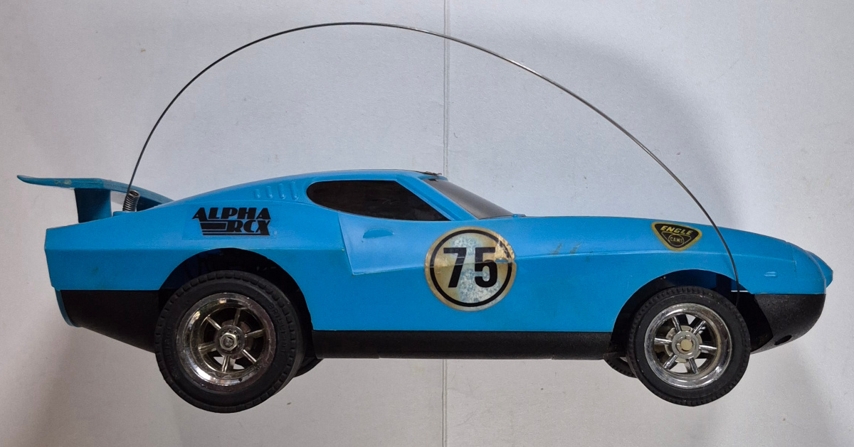 latrax-alpha-rcx-radio-controlled-sports-car-11 1970's LaTrax R/C Radio-Controlled Alpha RCX Sports Car in the Box 11