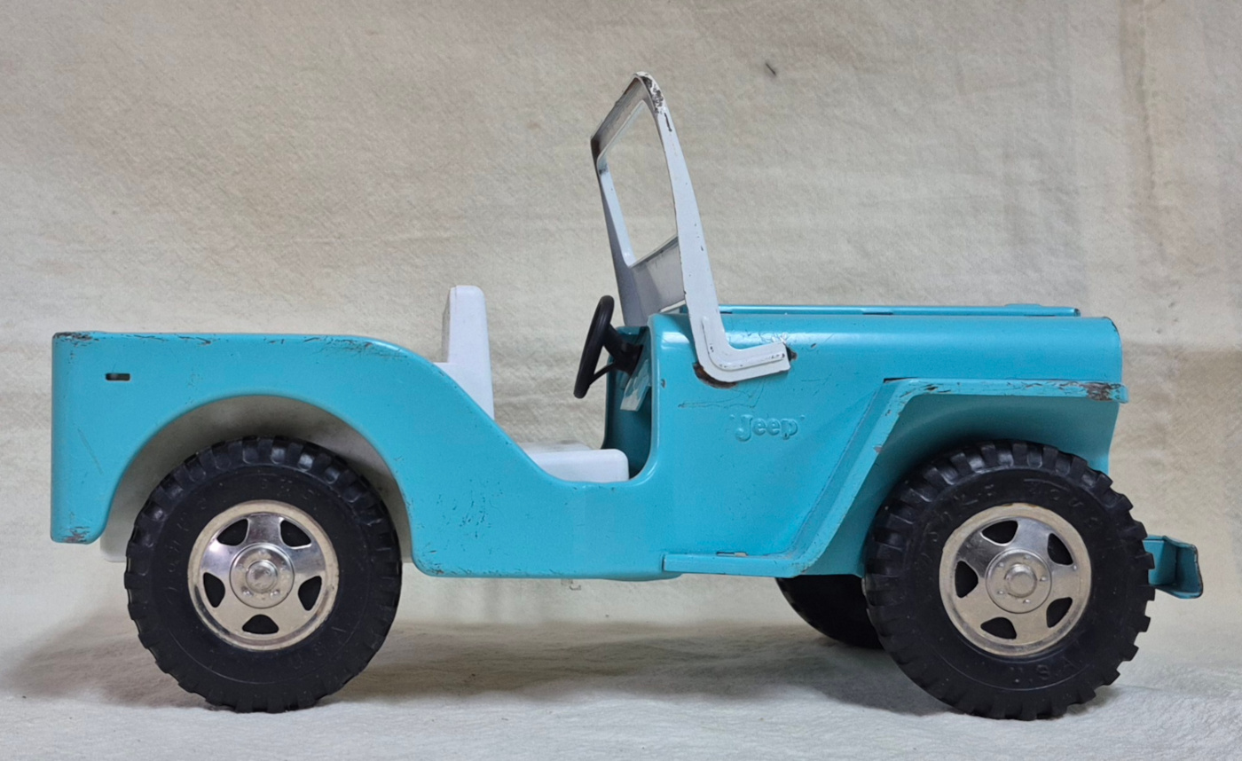 tonka-1962-no-200-jeep-dispatcher-1 1962 Tonka No. 200 Jeep Dispatcher Pressed Steel Truck 1