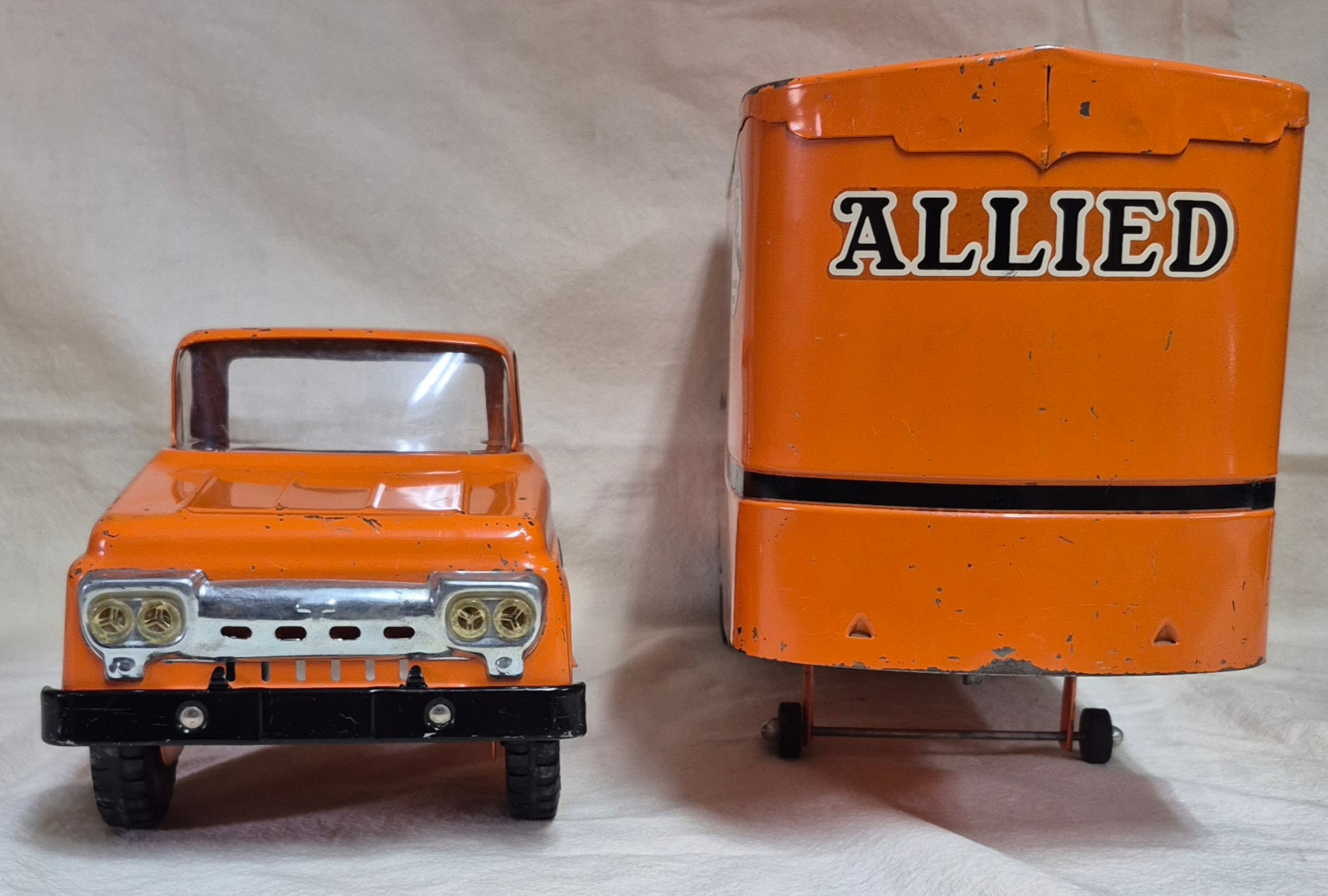 tonka-allied-van-lines-tractor-trailer-pressed-steel-truck-5 1959 Tonka Allied Van Lines Tractor Trailer Pressed Steel Truck 5