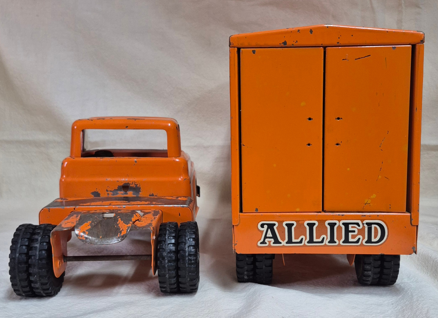 tonka-allied-van-lines-tractor-trailer-pressed-steel-truck-6 1959 Tonka Allied Van Lines Tractor Trailer Pressed Steel Truck 6