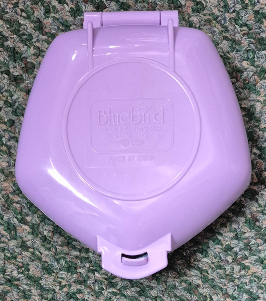 bluebird-polly-pocket-lavender-pollys-burger-bar-2 1992 Bluebird Toys Polly Pocket Polly's Burger Bar - Complete 2