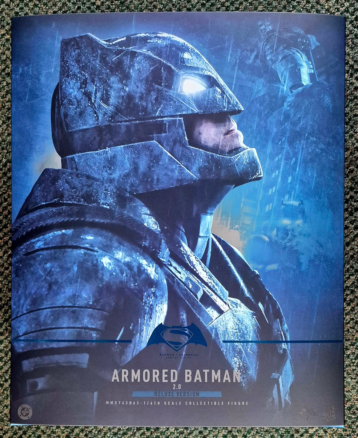 Hot Toys MMS743-D63 Batman vs. Superman Armored Batman 2.0 Deluxe 1:6 Scale Figure 1