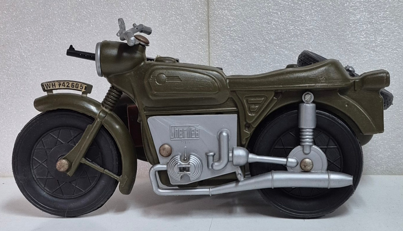 cherilea-toys-gi-joe-german-army-motorcycle-and-sidecar-in-box-10 1970 Cherilea G.I. Joe German Army Motorcycle & Sidecar in Box 10