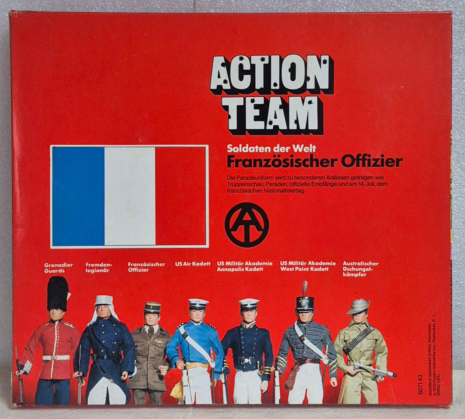 schildkrot-hasbro-gi-joe-action-team-soldaten-der-welt-franzosischer-offizier-uniform-set-2 1970 Schildkrot Hasbro G.I. Joe Action Team Soldaten der Welt Französischer Offizier (French Officer) Uniform Set : Mint in Box 2
