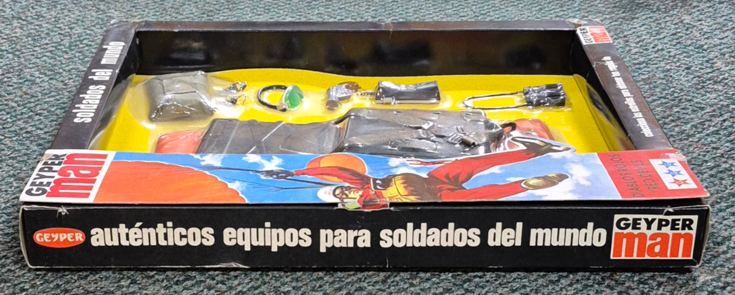 geyperman-hasbro-gi-joe-diablos-rojos-red-devils-set-6 MIP 1975 Geyperman Hasbro G.I. Joe Diablos Rojos "Red Devils" Set: Mint in Package 6