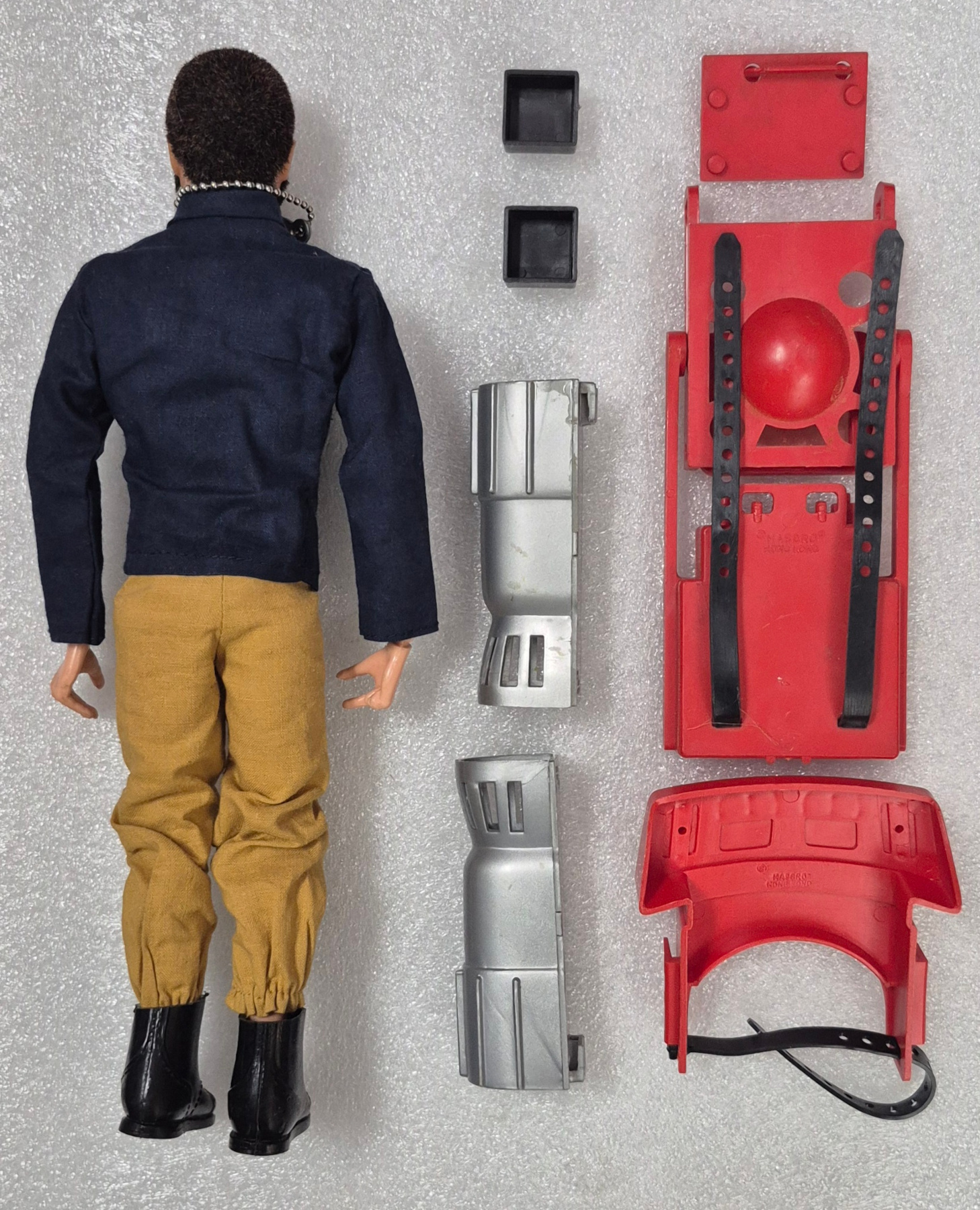 hasbro-1975-gi-joe-adventure-team-land-adventurer-and-jettison-to-safety-equipment-set-7739-2-3 1975 Hasbro G.I. Joe Adventure Team Land Adventurer with Jettison to Safety Equipment Set 7739-2 in Custom Box 3