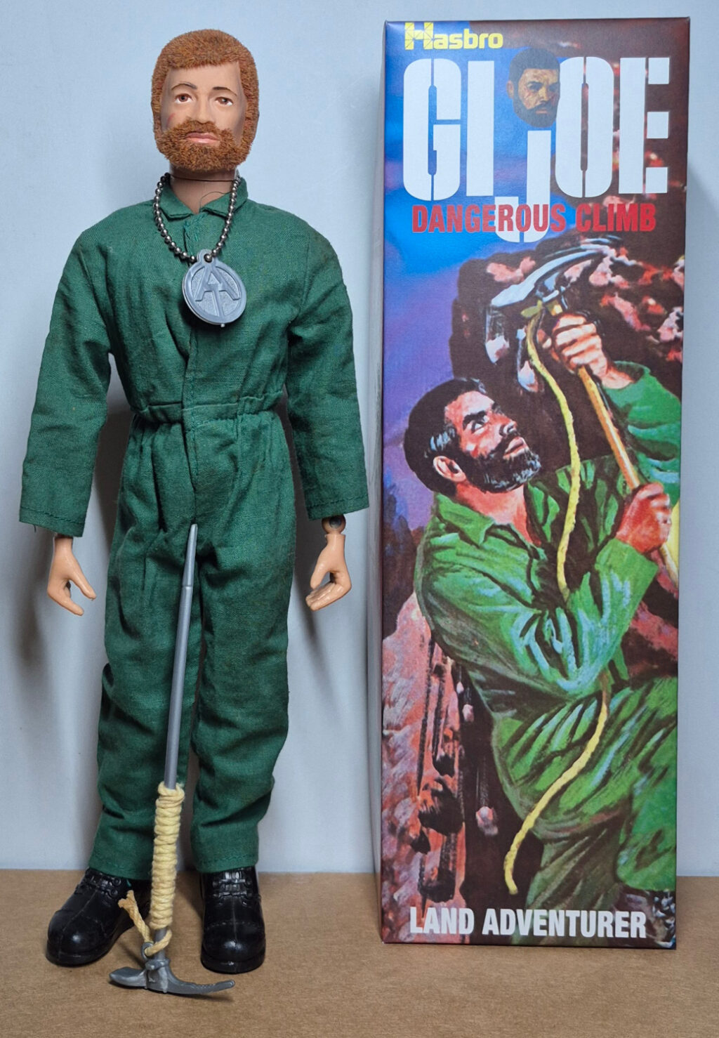 1973 Hasbro G.I. Joe Adventure Team Land Adventurer with Dangerous Climb Equipment Set 7309-2 in Custom Box 1