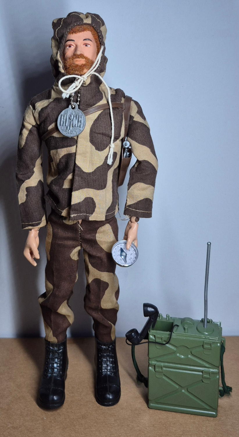 1975 Hasbro G.I. Joe Adventure Team Land Adventurer with Thrust Into Danger Equipment Set 7328-2 1